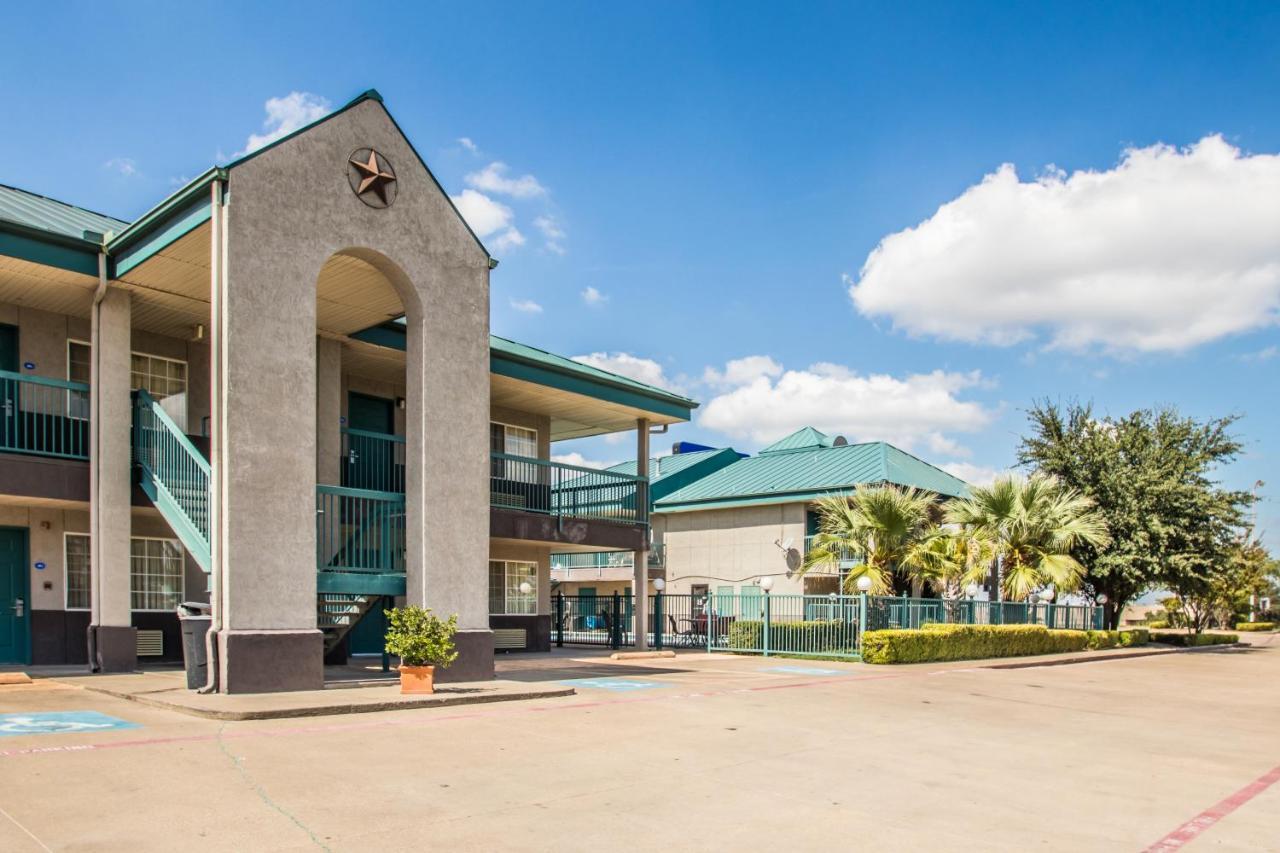 Americas Best Value Inn Fort Worth Eksteriør billede
